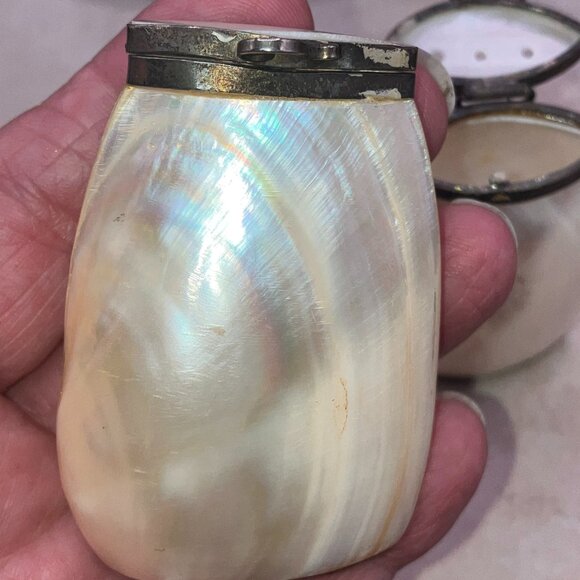 Vintage Two's Company Mother of Pearl Salt & Pepper Shakers Hinged India 1960’s - Picture 1 of 10